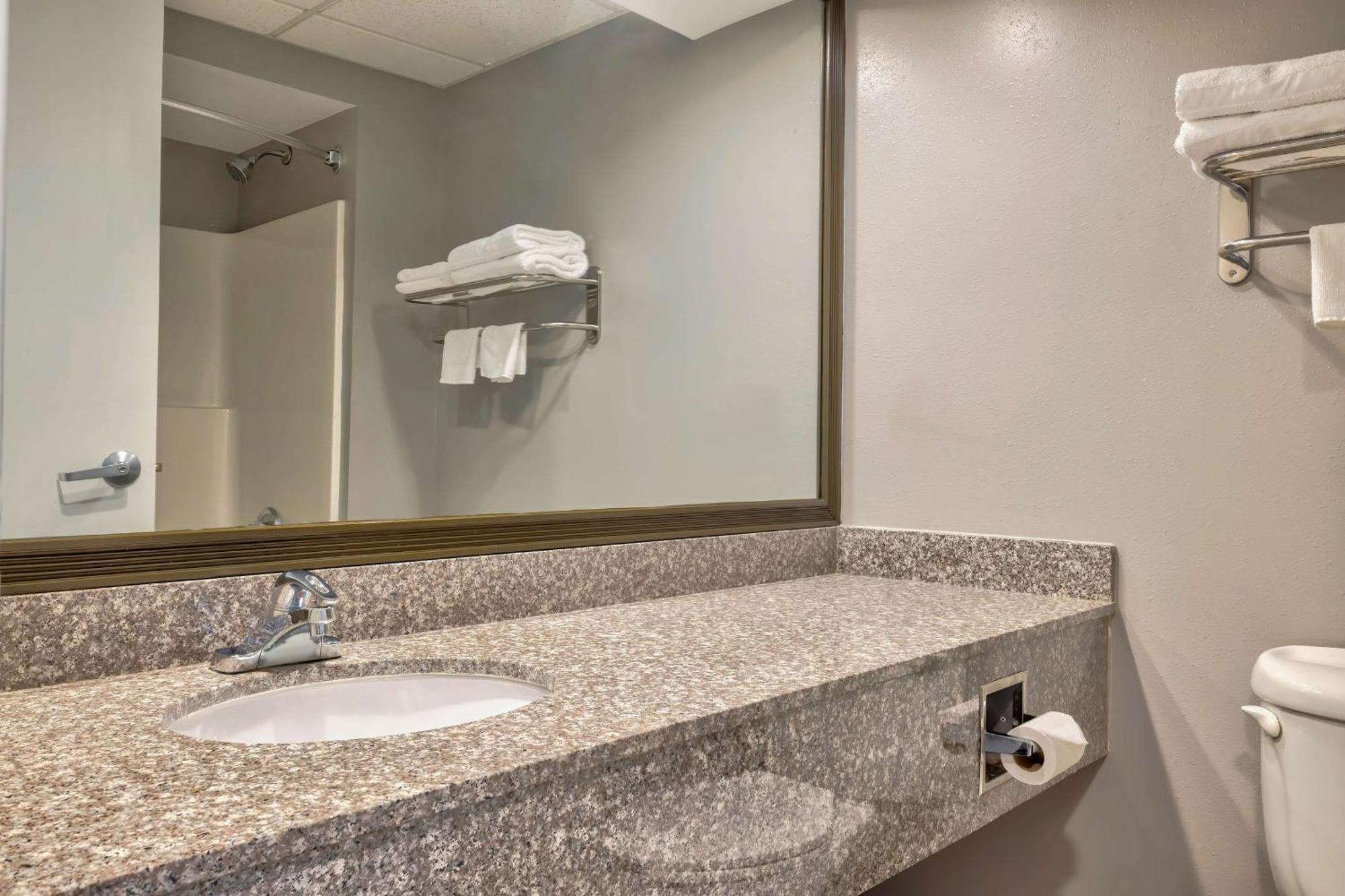 Motel 6 Bethel, Ct - Danbury Экстерьер фото
