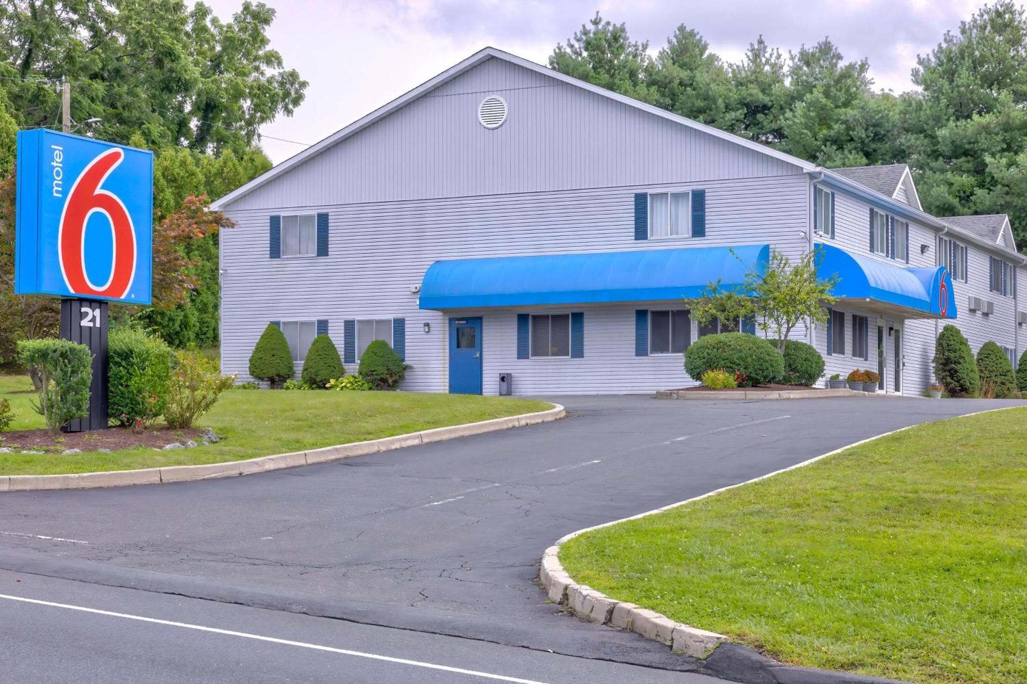 Motel 6 Bethel, Ct - Danbury Экстерьер фото